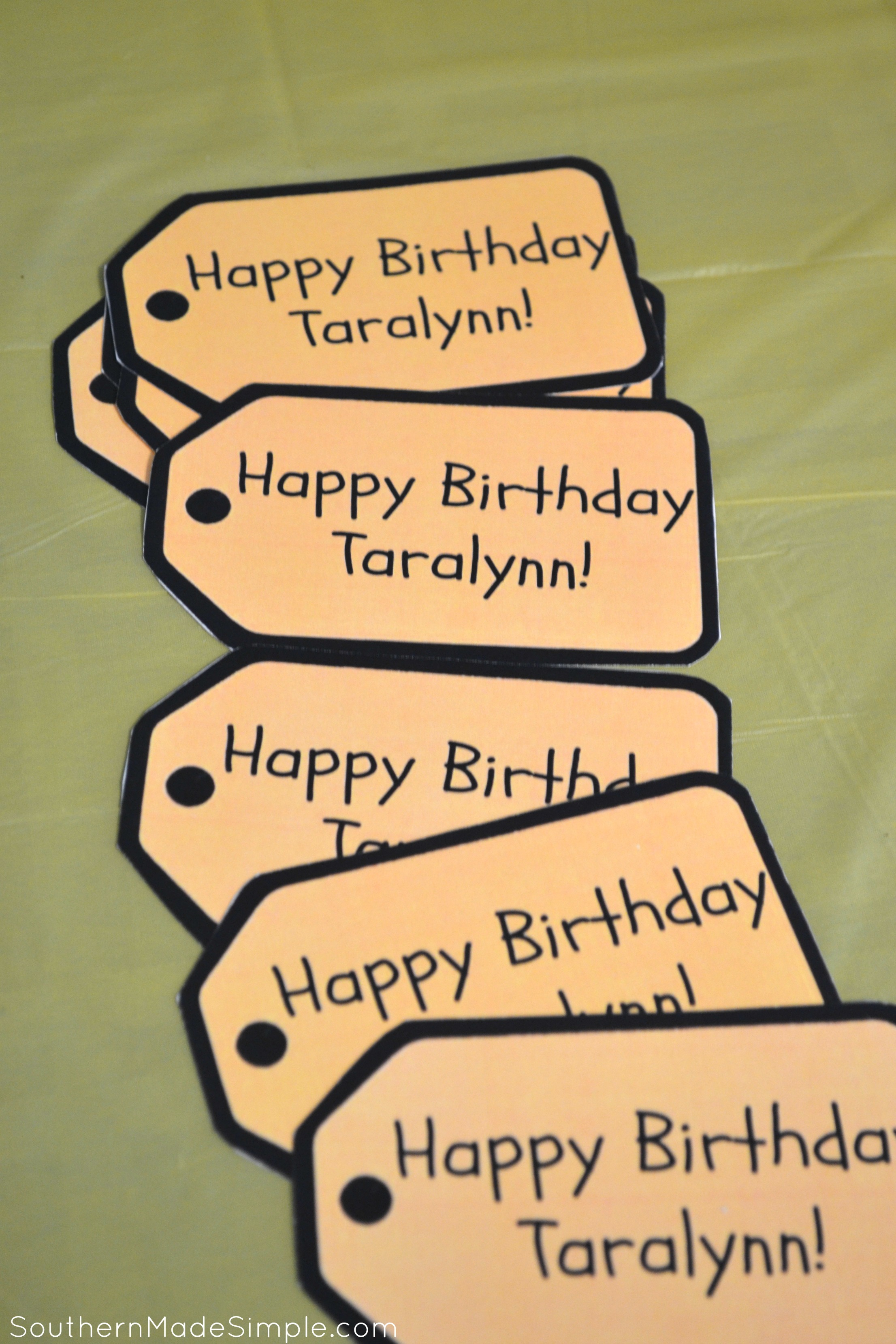 The Price is Right Party + FREE printables! Price is Right Themed Birthday Party
