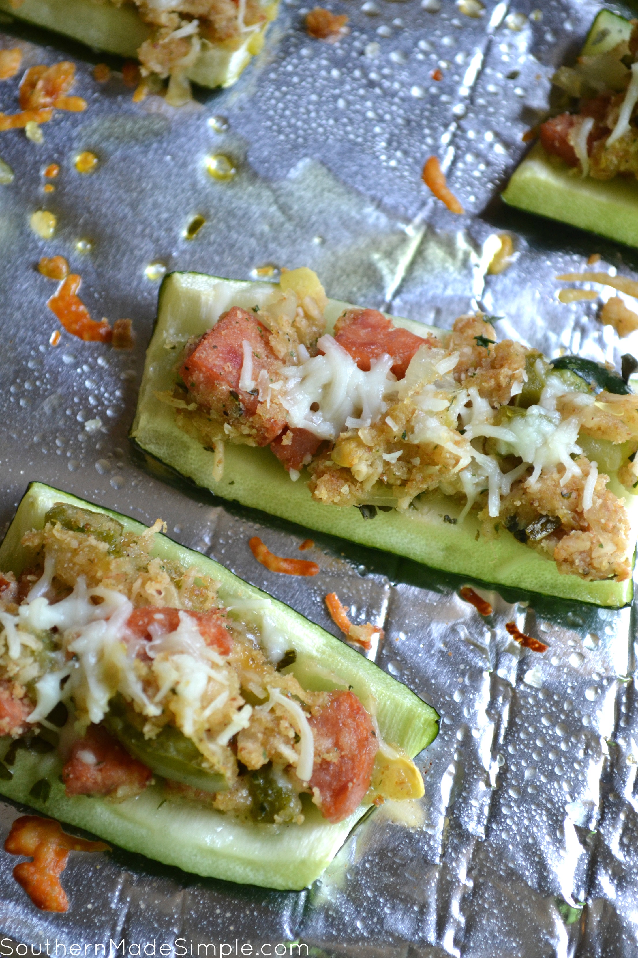Looking for something new to do with Zucchini? These Cheesy Italian Zucchini Boats are a MUST make!