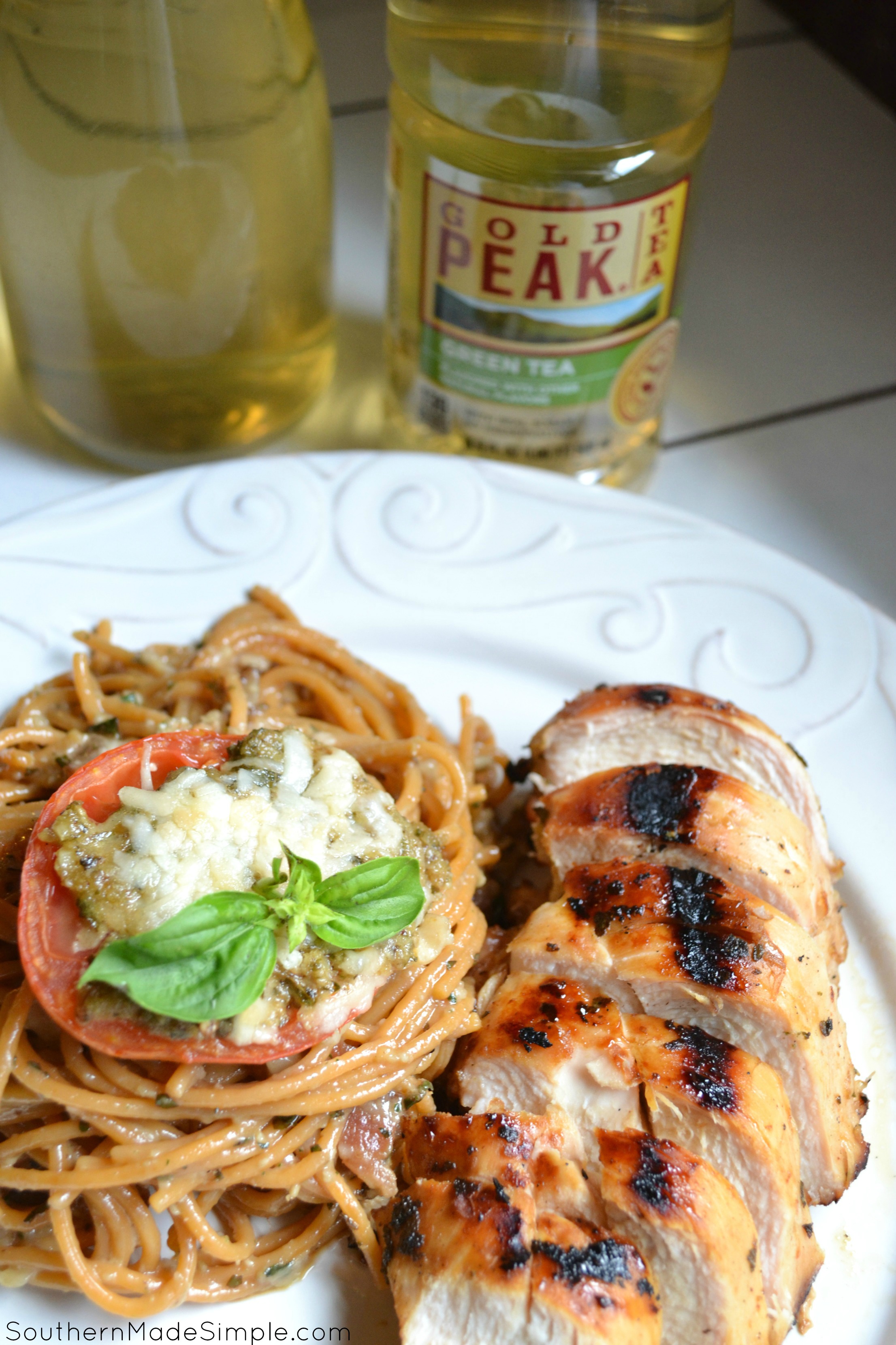 Sweet Tea Chicken with Garden Pesto Spaghetti Carbonara - the PERFECT meal to celebrate sweet summertime! #SummerTastes #ad