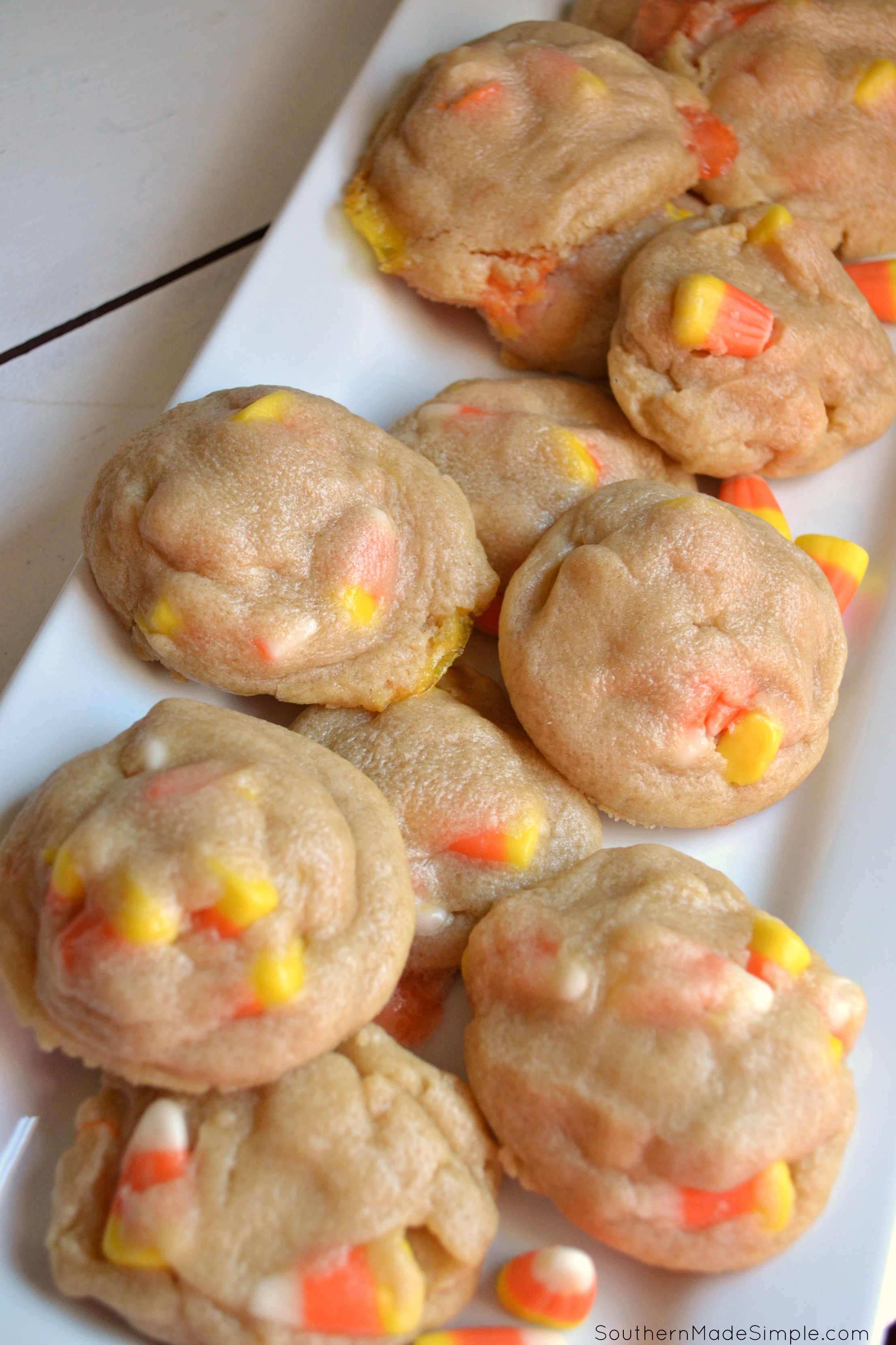If you're a candy corn fan, you're definitely going to want to try this! This recipe makes the most delicious soft & chewy cookies - and they're perfect to make for a sweet Halloween treat!