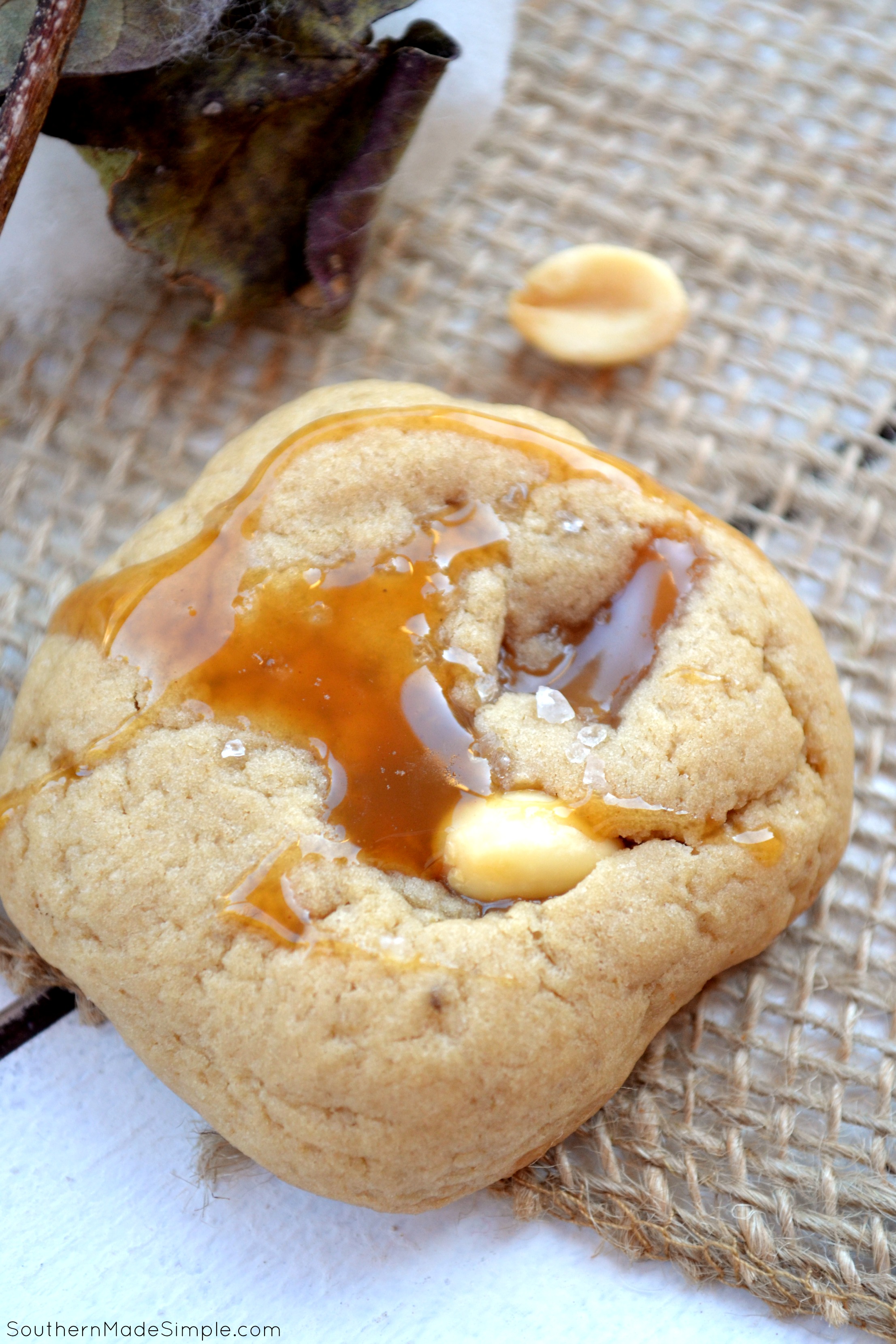 Salted Caramel Peanut Butter Cookies - Do you have a favorite food that ALWAYS makes you think of home? As an Alabama native, peanuts are king. These Salted Caramel Peanut Butter cookies represent this beautiful state so well, and they're absolutely delicious! #50StatesofCookies @bobsredmill 