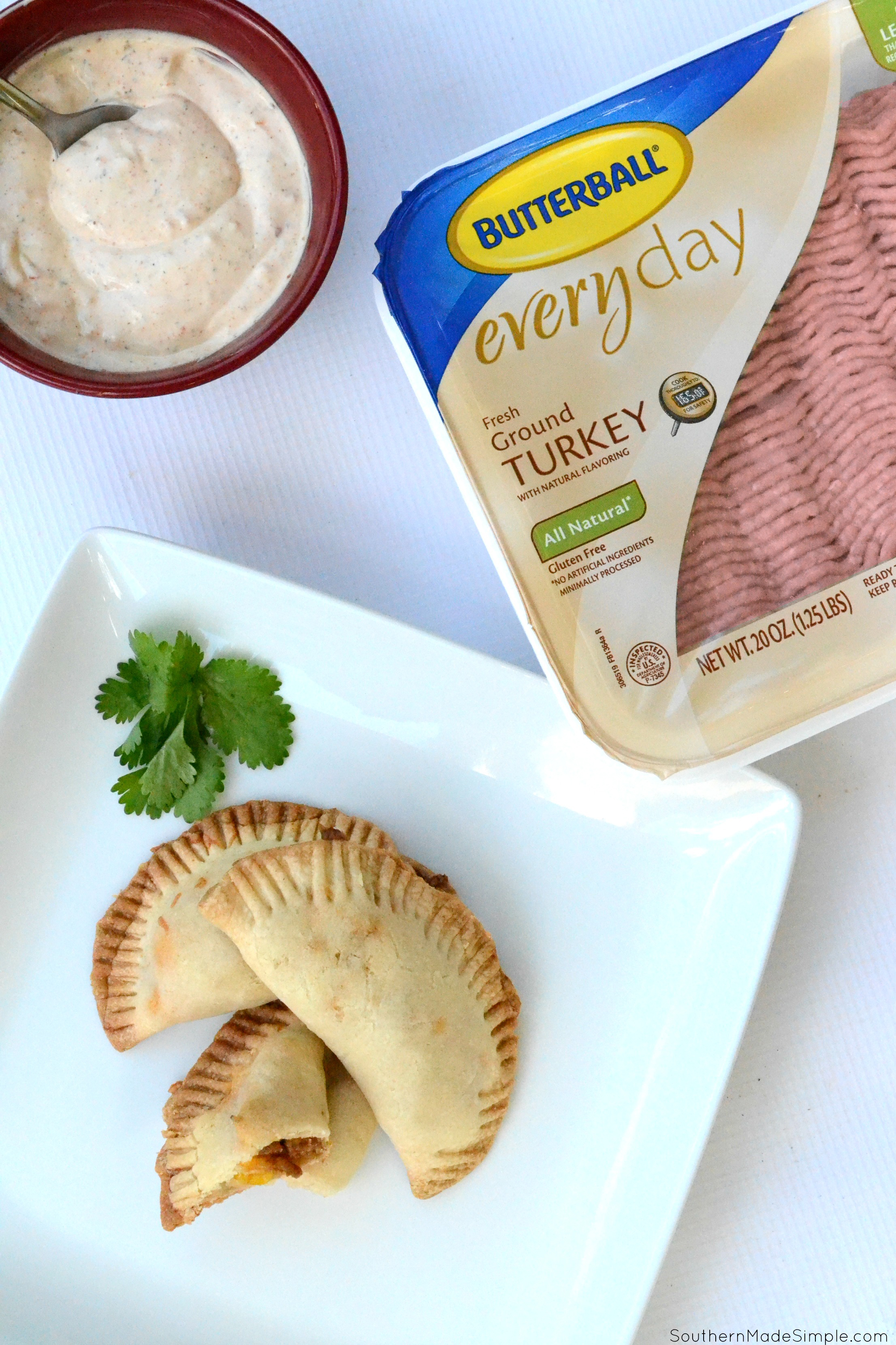 These easy Taco Hand Pies are perfect for those busy back to school nights when you need to throw something delicious together for dinner in a jiffy! #BackToButterball #ad