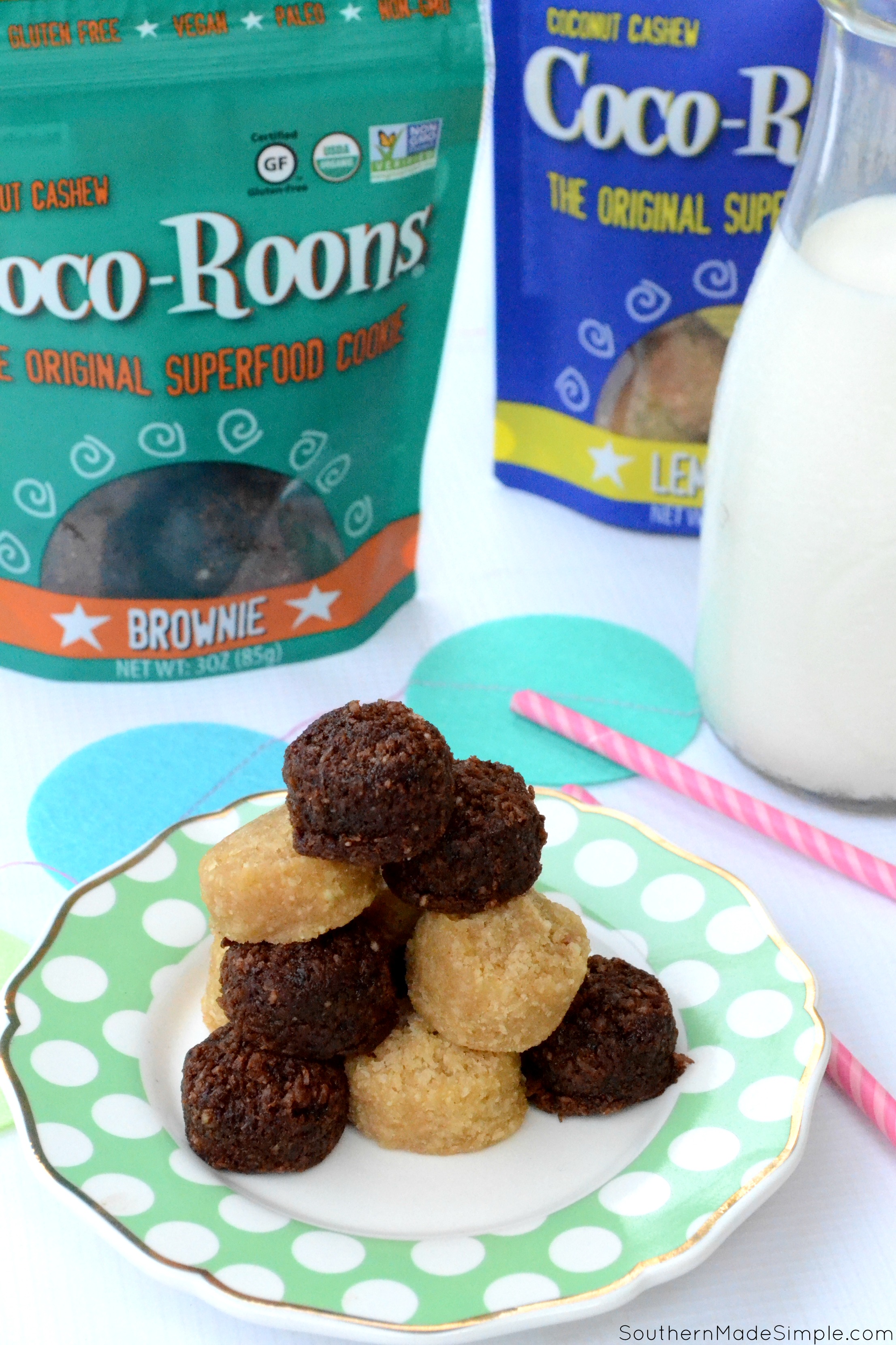 Looking for a little slice of guilt-free goodness to munch on? Sejoyia Coco-Roons are giving me total life, AND they're good for you! You can find them in the gluten free section at your local Walmart! #CoCoRoonsAtWalmart #Pmedia #ad