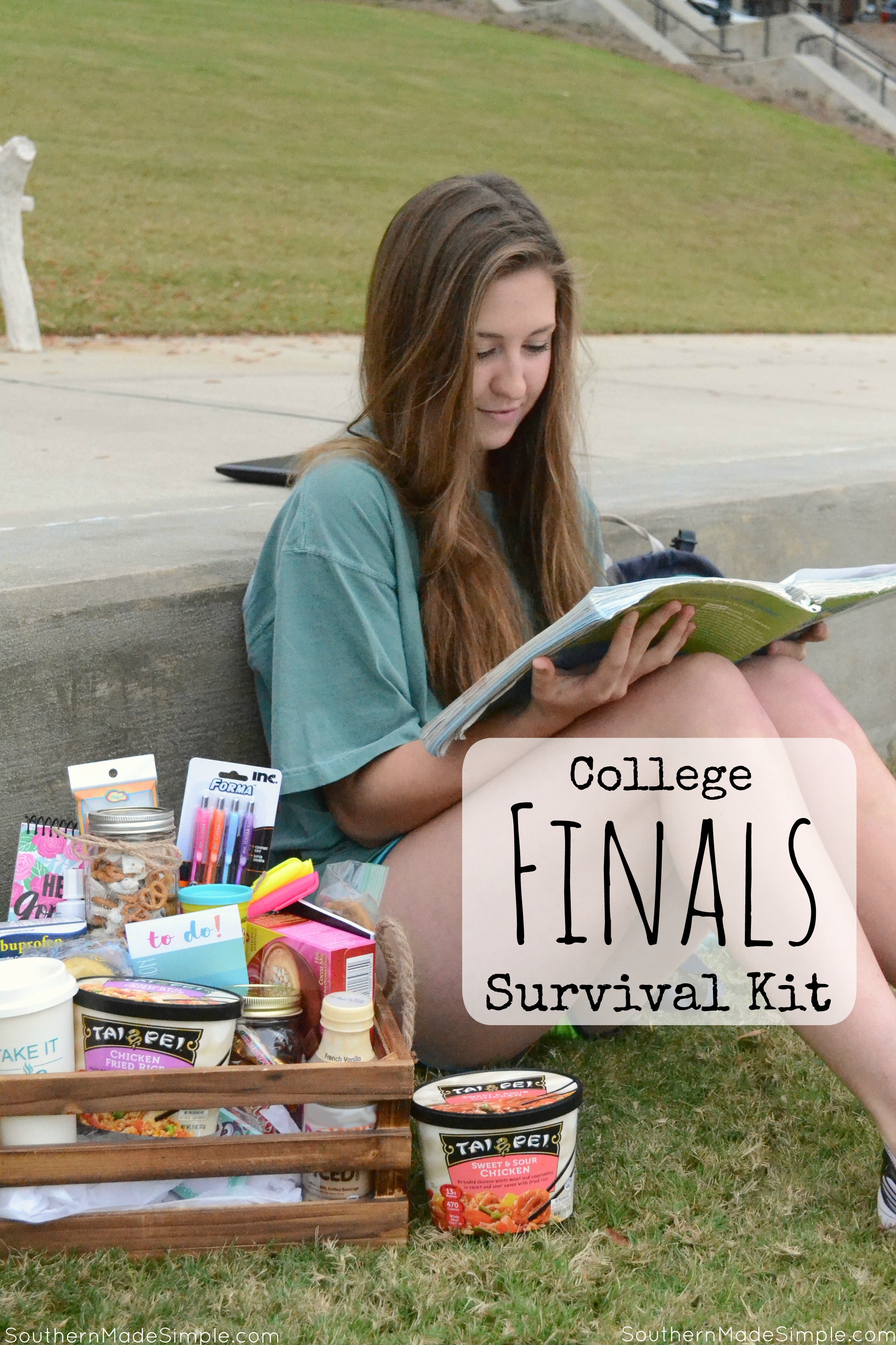 College Finals are a very stressful and busy time for young adults, and the pressure is on to perform their very best. Take some of the burden off of their shoulders by making a College Finals Survival kit filled with good eats and treats to help them get through it! #TaiPeiFrozenFood #IC #ad #friedrice