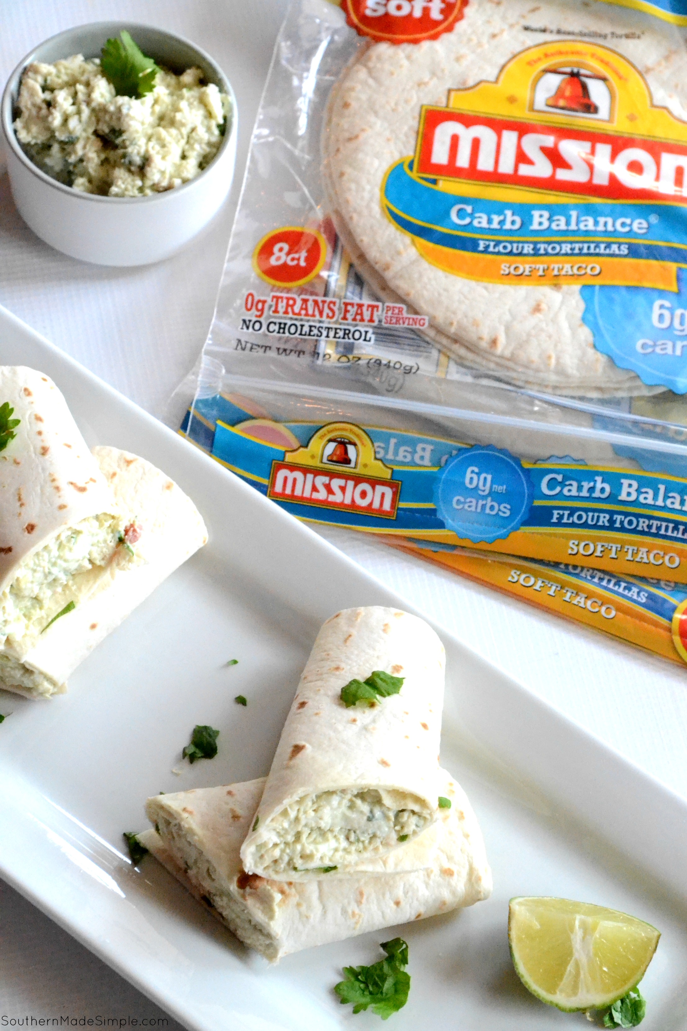 Keep your new year's resolutions in check with these low carb Creamy Avocado Chicken Salad Wraps made with Mission Carb Balance Soft Flour Tortillas! #ad #MissionToChange #Sweepstakes