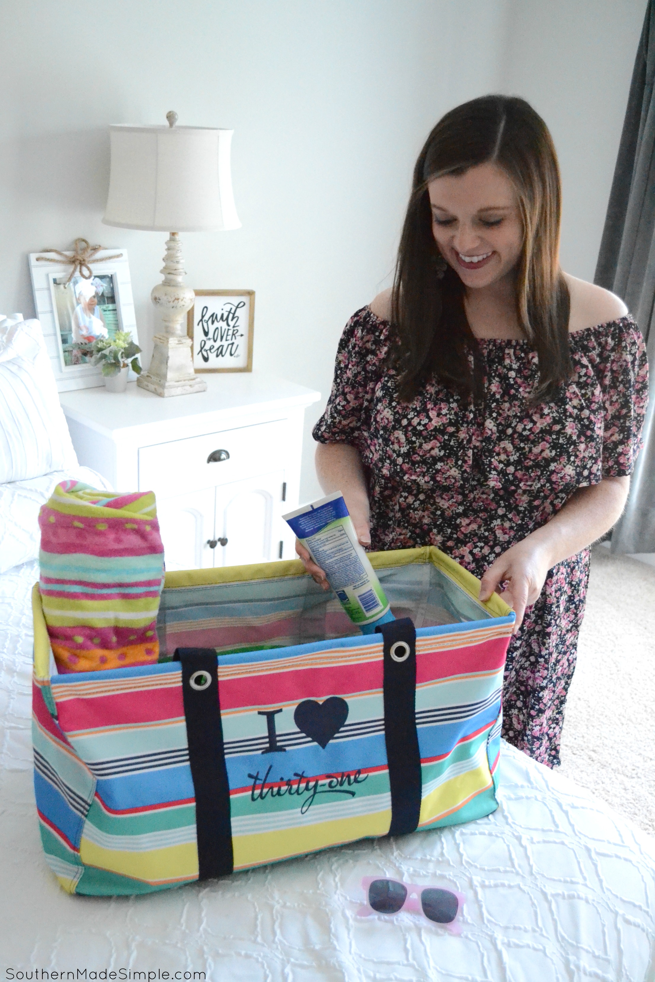 thirty one large utility tote uses