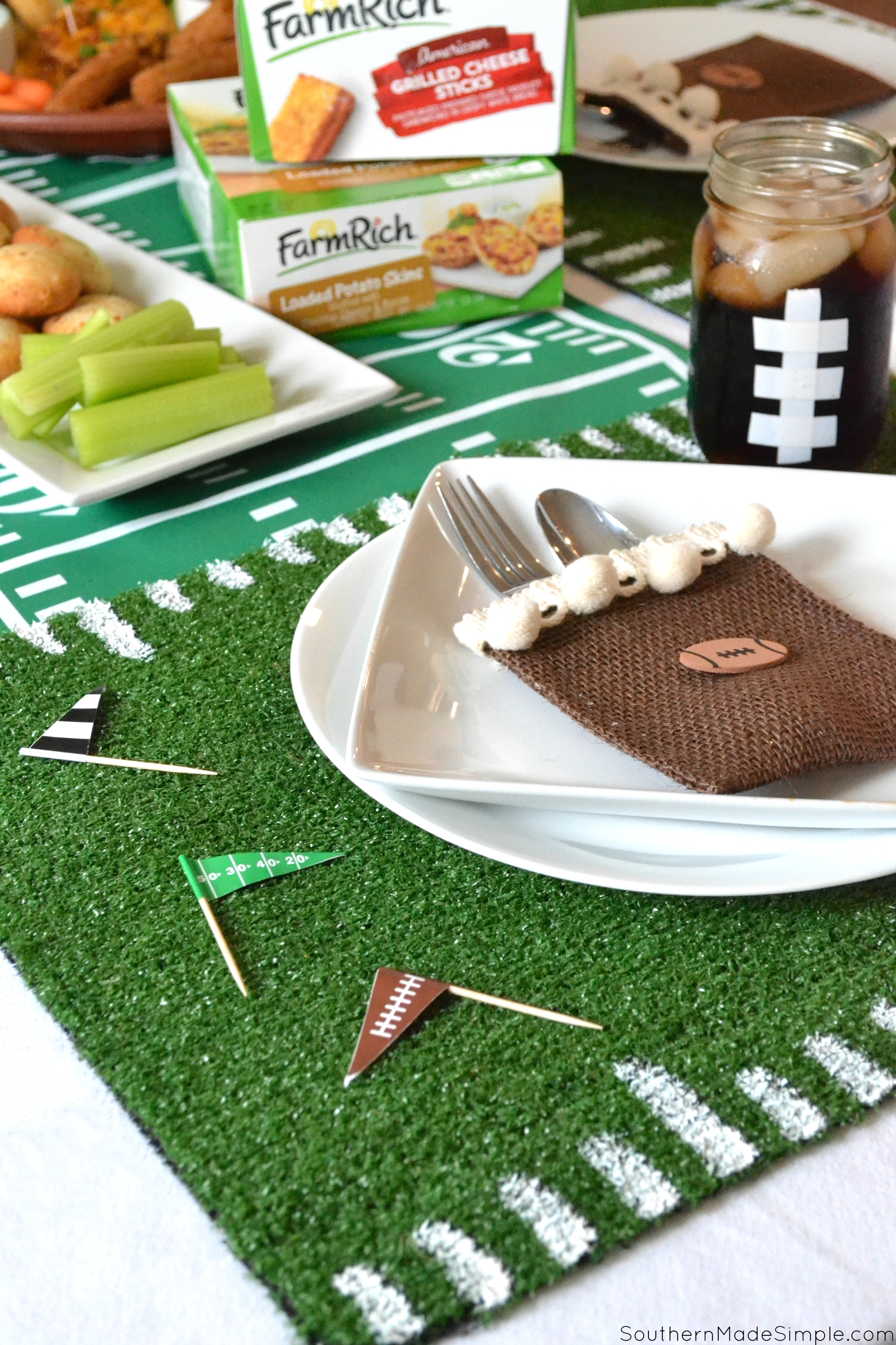 DIY Game Day Place Mat + Homegating Tips & GIVEAWAY!
