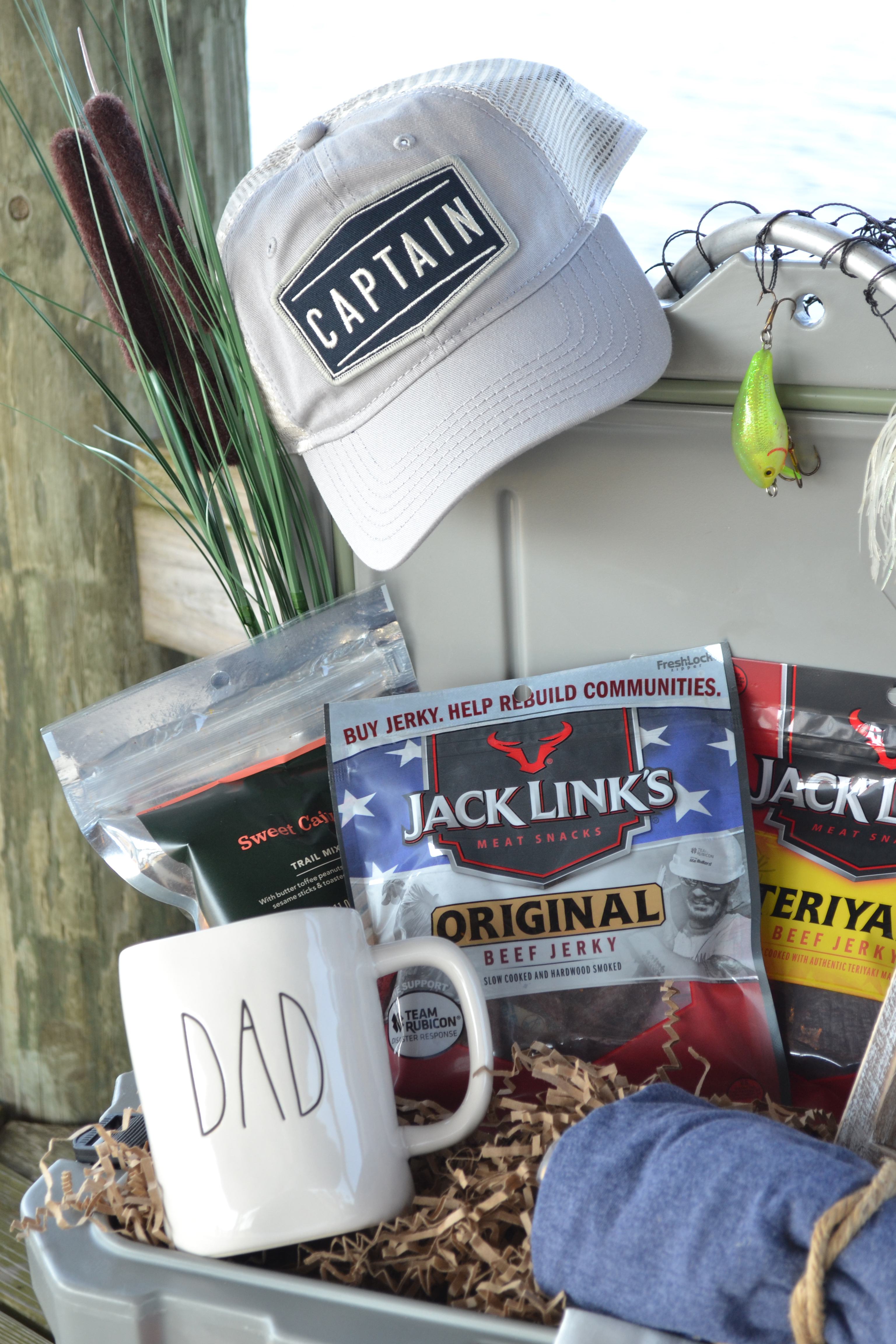 Father's Day Gift Basket for Fishermen #JackLinksDad #ad
