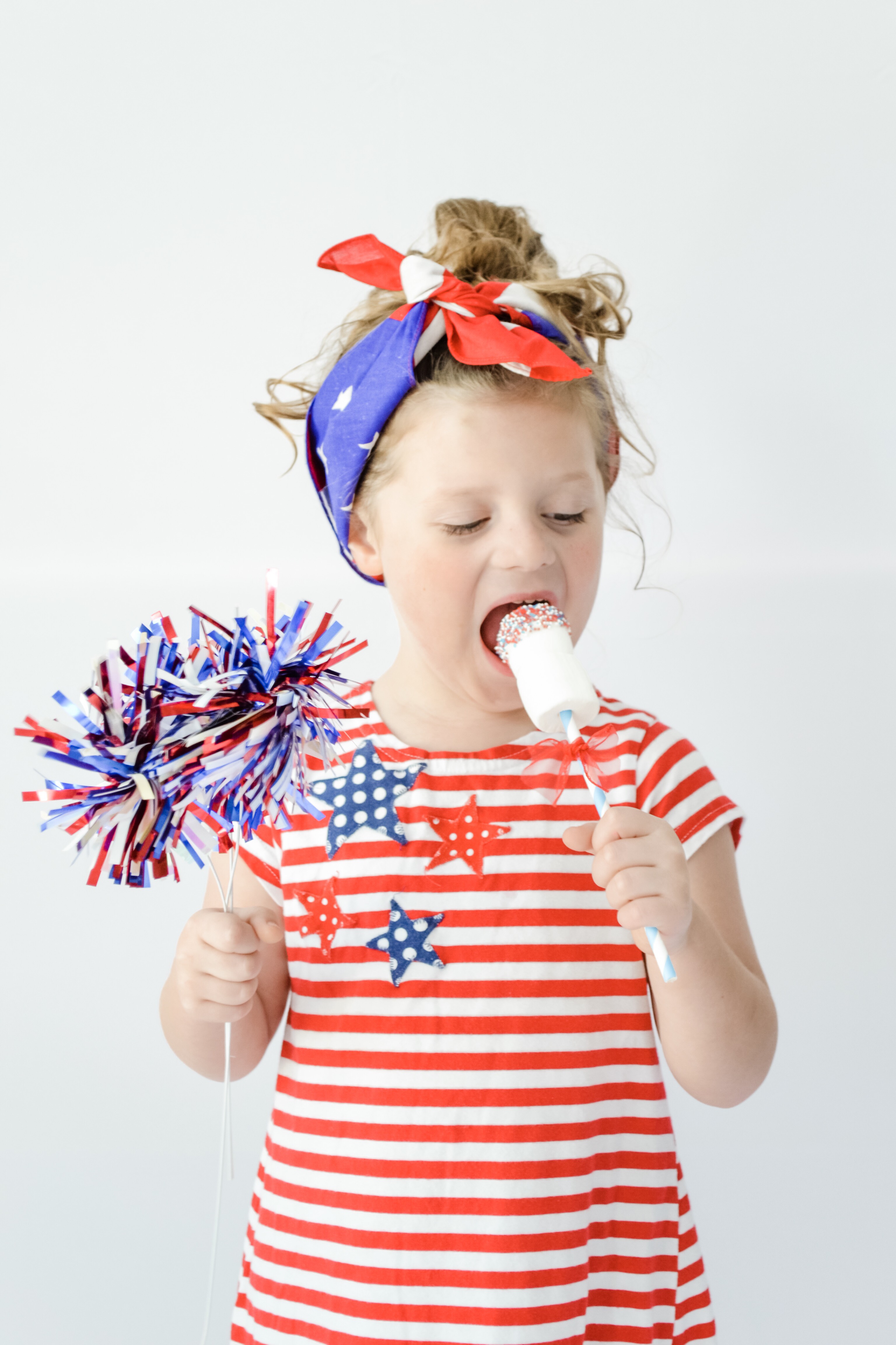 Patriotic Marshmallow Pops are a quick and easy snack idea to make for the 4th of July!