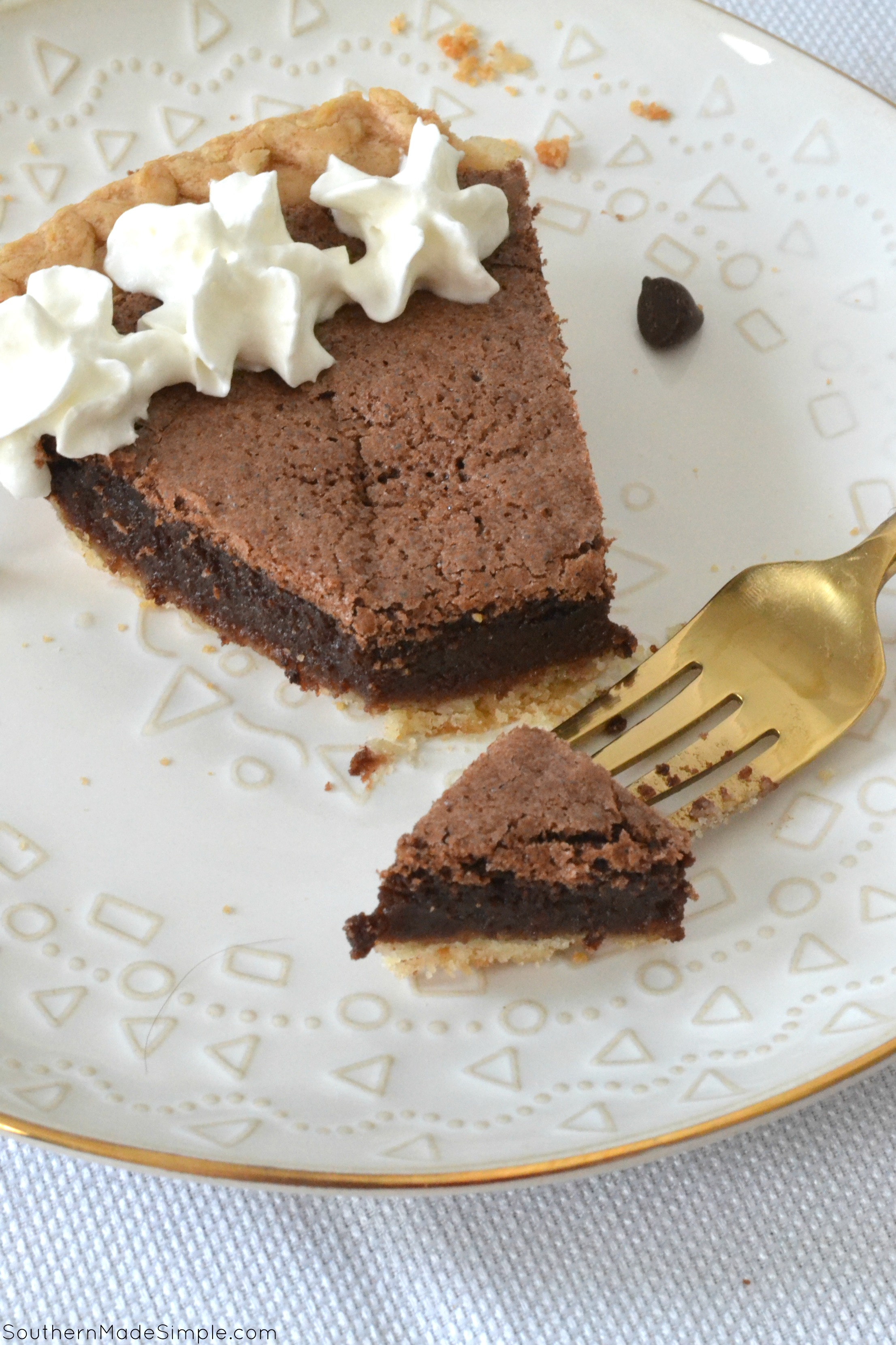 Old Fashioned Chocolate Fudge Pie