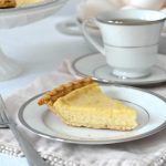 This Egg Custard Pie is a classic southern dish. It's perfect for the Thanksgiving dessert table or for brunch on a random Tuesday! #eggucustard #pie