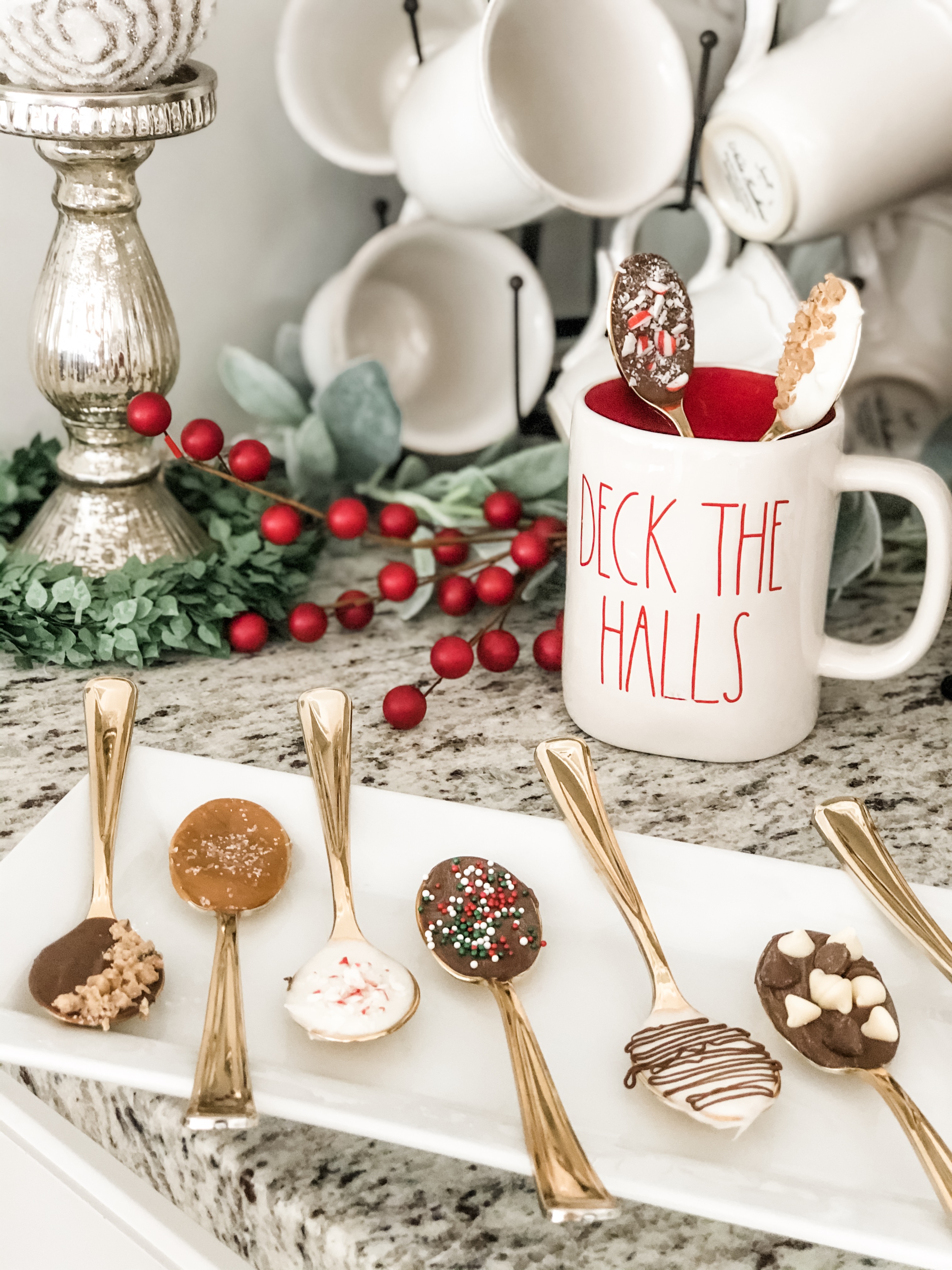 Stirring Up Holiday Sweetness - Chocolate Dipped Stirring Spoons #ad #MyMrCoffeeMoments #NewellHomeRefresh
