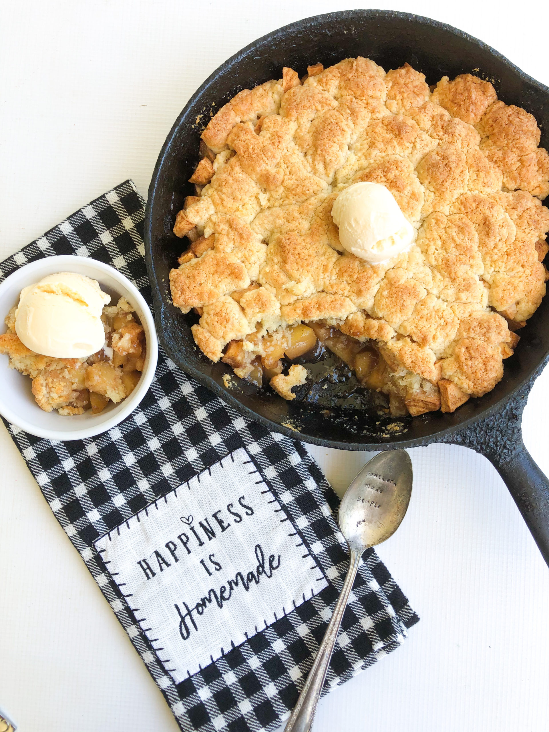 Homemade Apple Cobbler